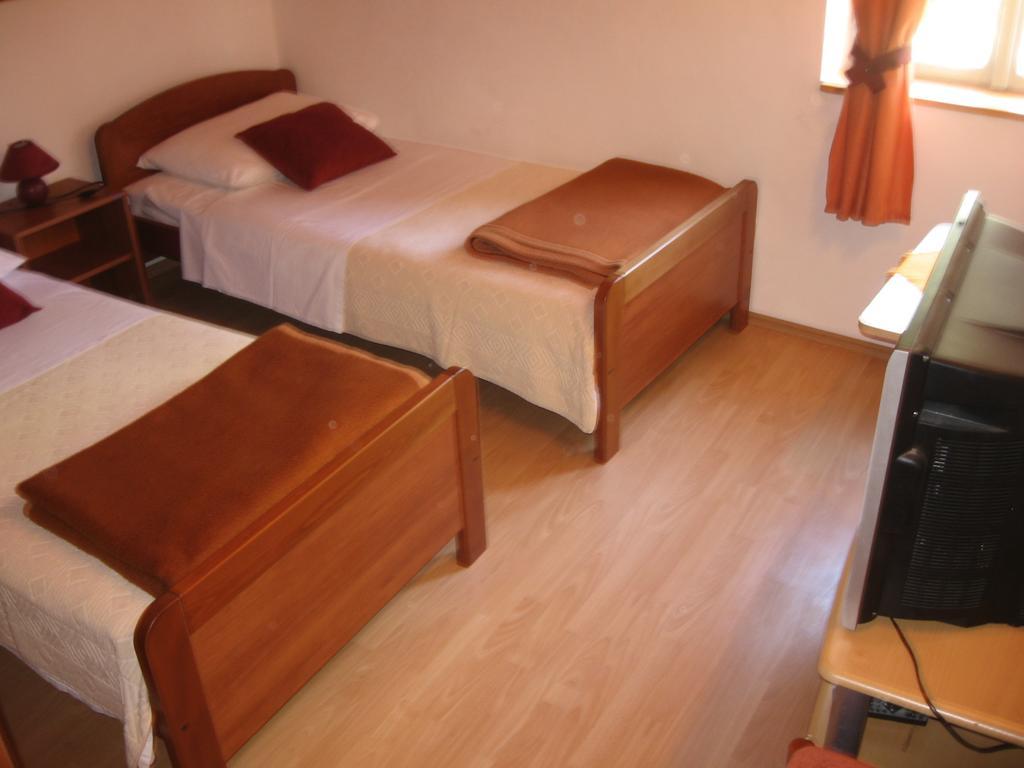 Apartments Darinka Skradin Phòng bức ảnh