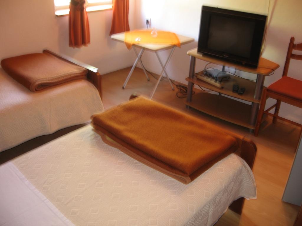 Apartments Darinka Skradin Phòng bức ảnh