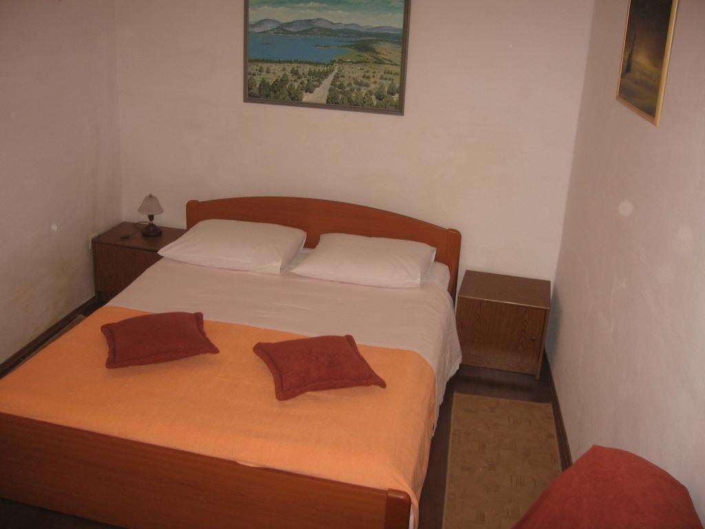 Apartments Darinka Skradin Phòng bức ảnh