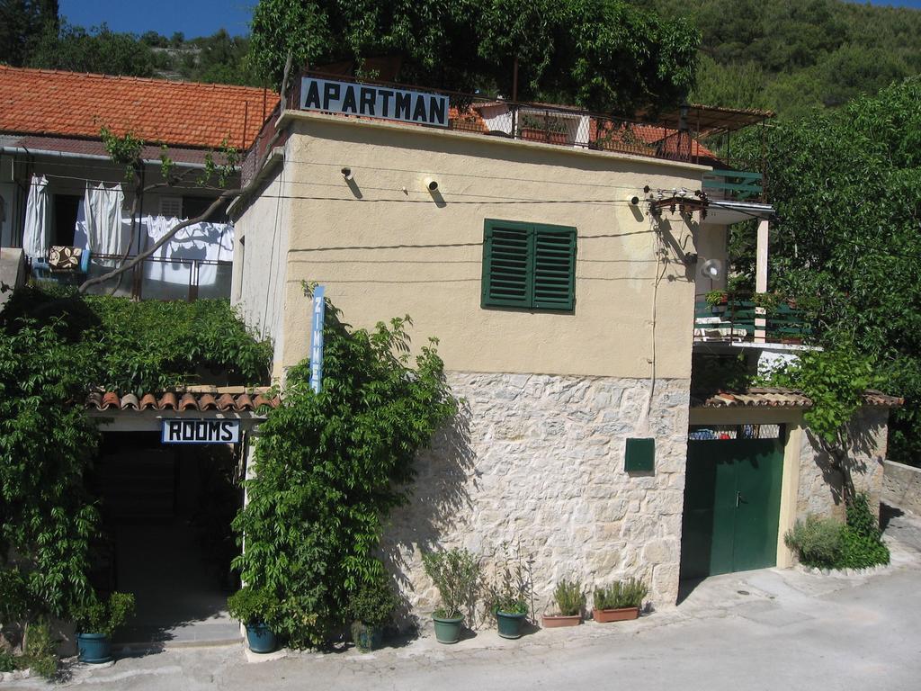 Apartments Darinka Skradin Phòng bức ảnh